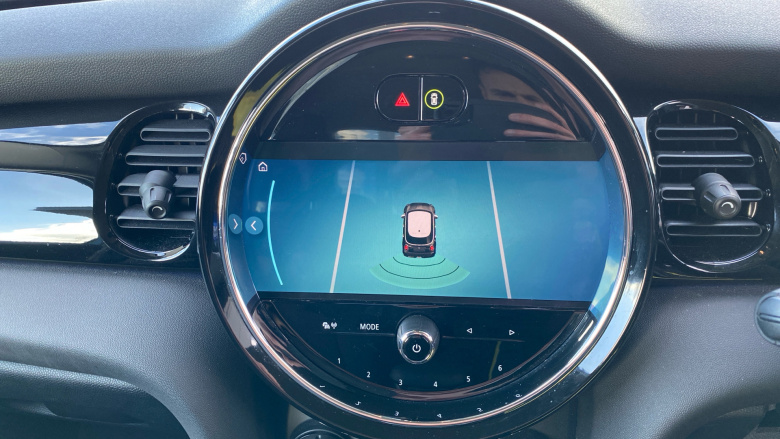 MINI Hatchback 1.5 Cooper Classic 5dr Auto Petrol Hatchback